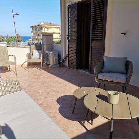 Del Gaudio Guesthouse Torre Melissa Ngoại thất bức ảnh