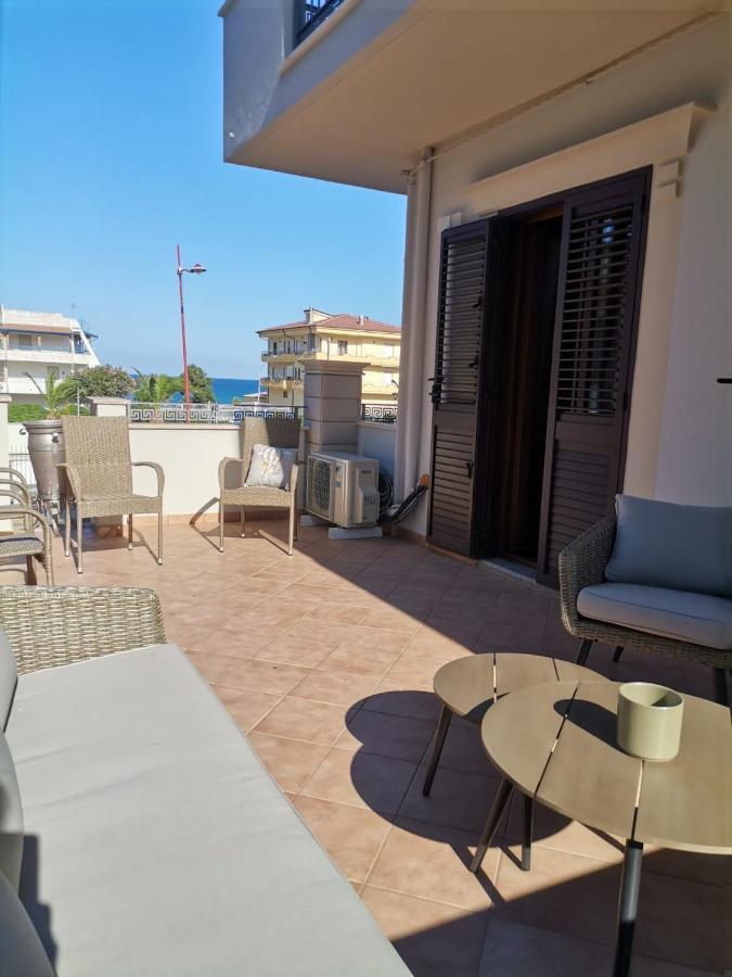 Del Gaudio Guesthouse Torre Melissa Ngoại thất bức ảnh