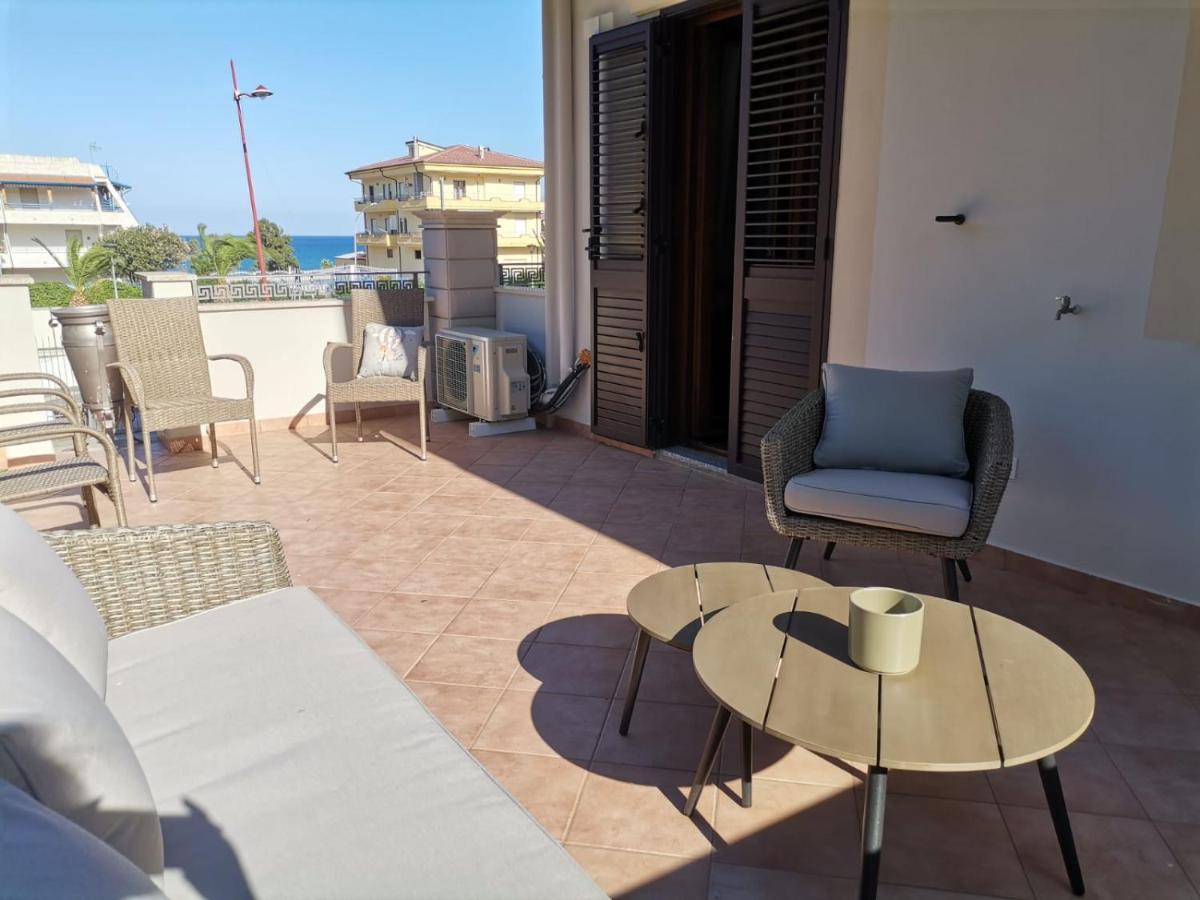 Del Gaudio Guesthouse Torre Melissa Ngoại thất bức ảnh