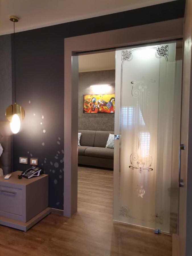 Del Gaudio Guesthouse Torre Melissa Ngoại thất bức ảnh