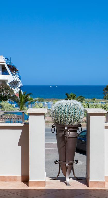 Del Gaudio Guesthouse Torre Melissa Ngoại thất bức ảnh
